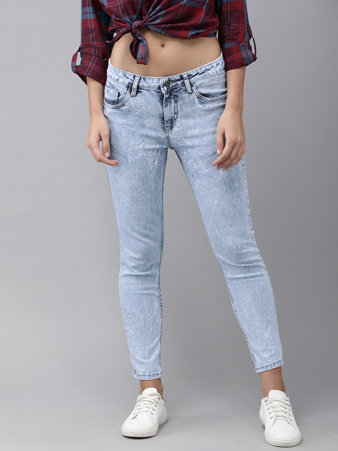 

Roadster Women Blue Skinny Fit Mid-Rise Clean Look Stretchable Cropped Jeans