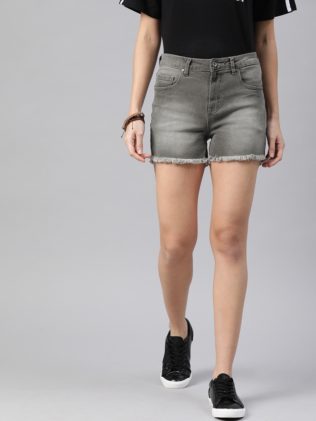 

Roadster Women Grey Solid Regular Fit Denim Shorts