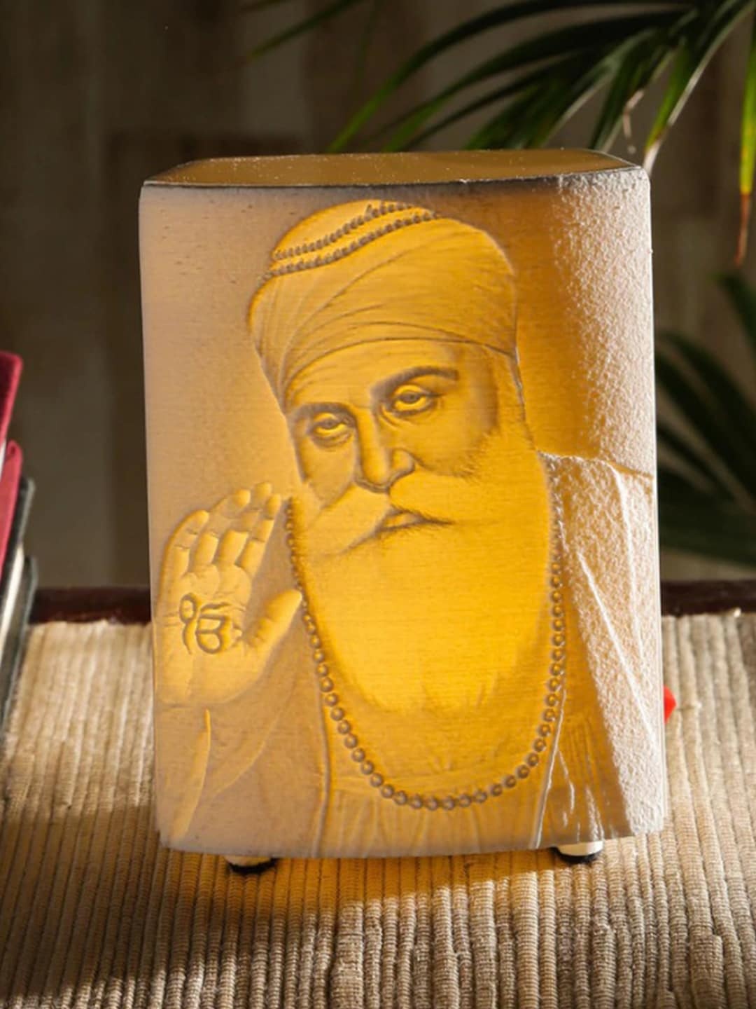 

green girgit White Handcrafted Guru Nanak Lithophane 3D Table Lamp