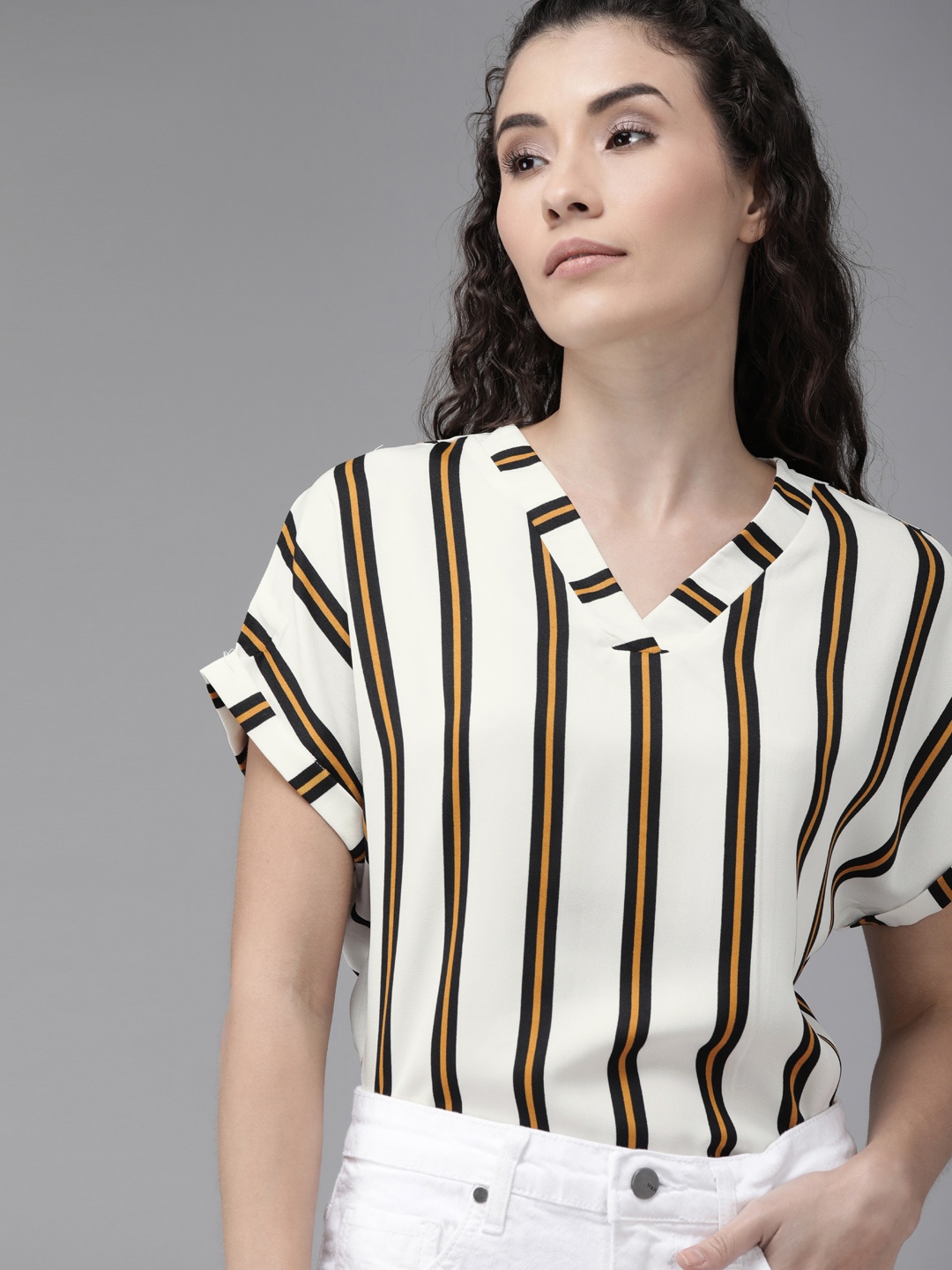 

Roadster Women White & Yellow Striped High-Low Top