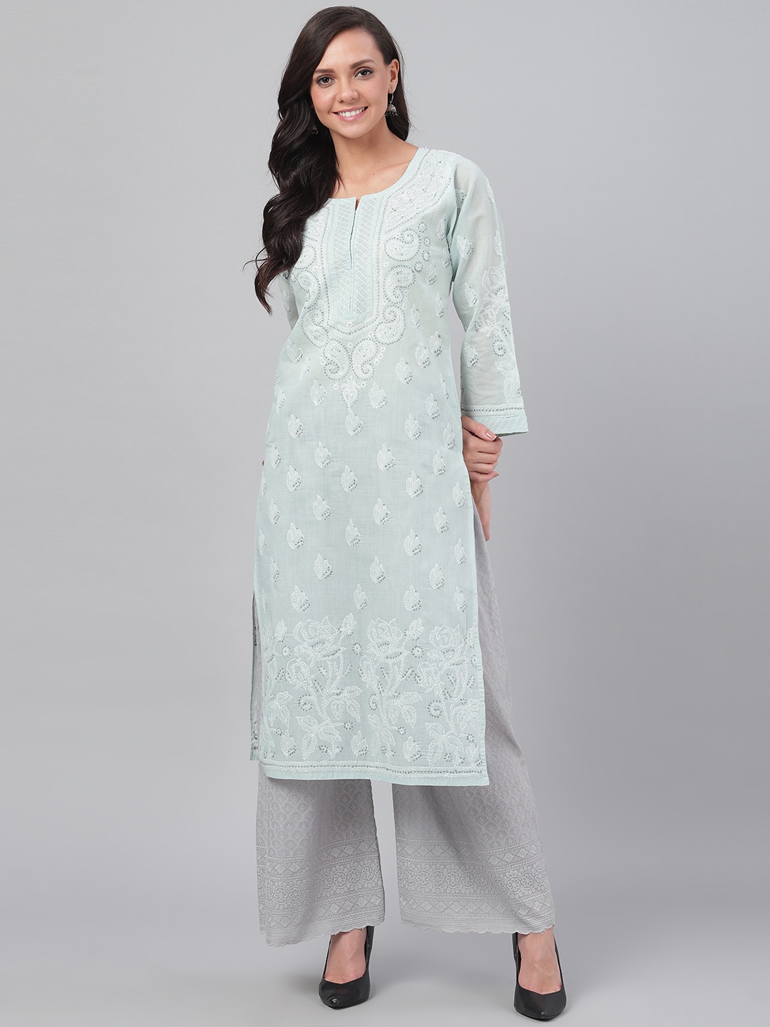 

ADA Women Grey & White Chikankari Embroidered Straight Handloom Kurta