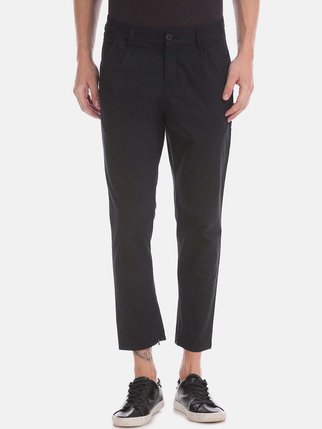 

Flying Machine Men Black Slim Fit Solid Regular Trousers