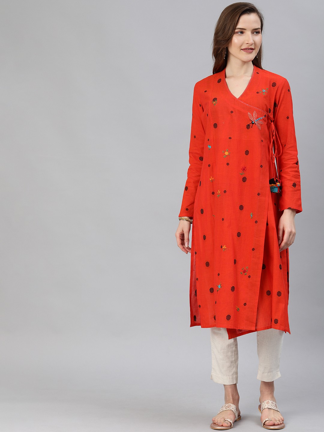 

araaliya Women Orange & Black Embroidered Straight Kurta
