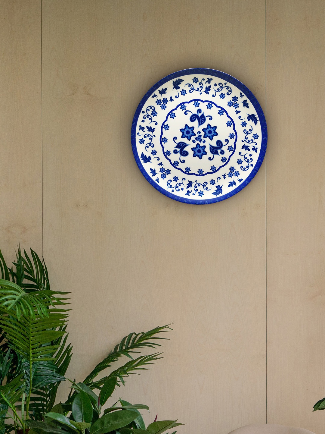 

KOLOROBIA Blue & White Floral Printed Wall Plate Decor