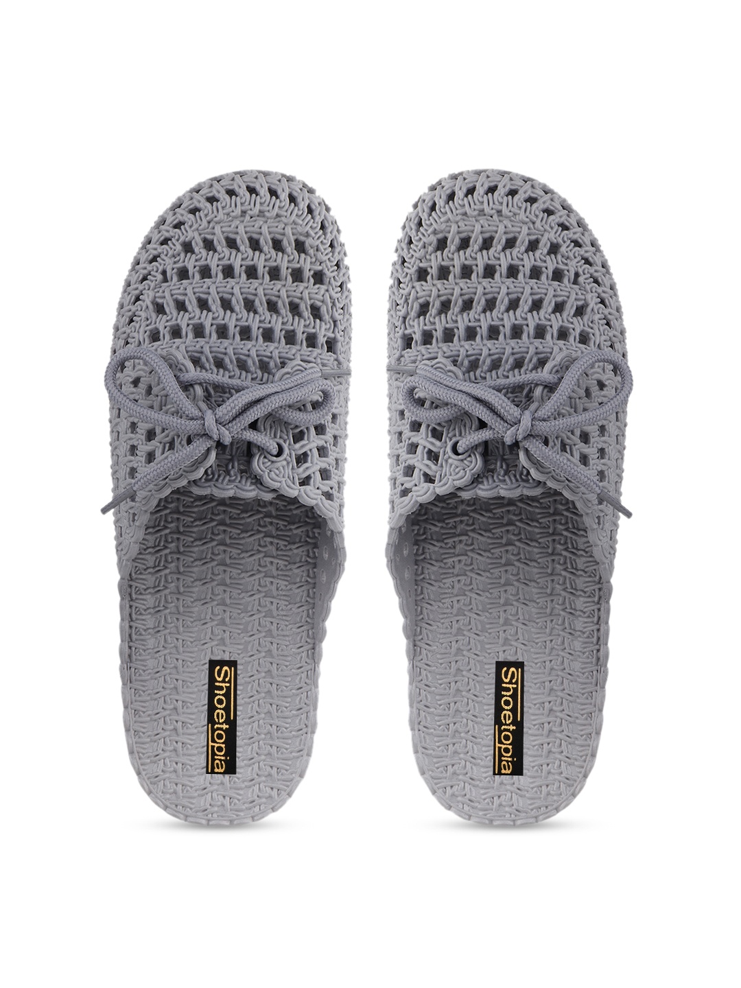 

Shoetopia Women Grey Woven Design Flats