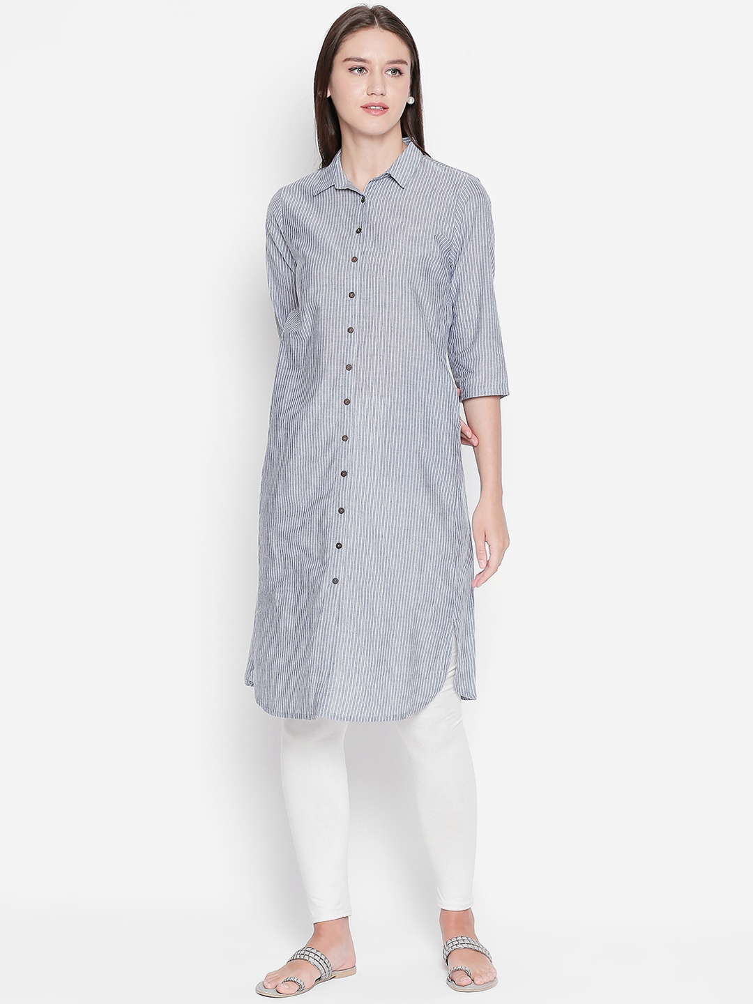 

RANGMANCH BY PANTALOONS Women Blue Striped Straight Kurta