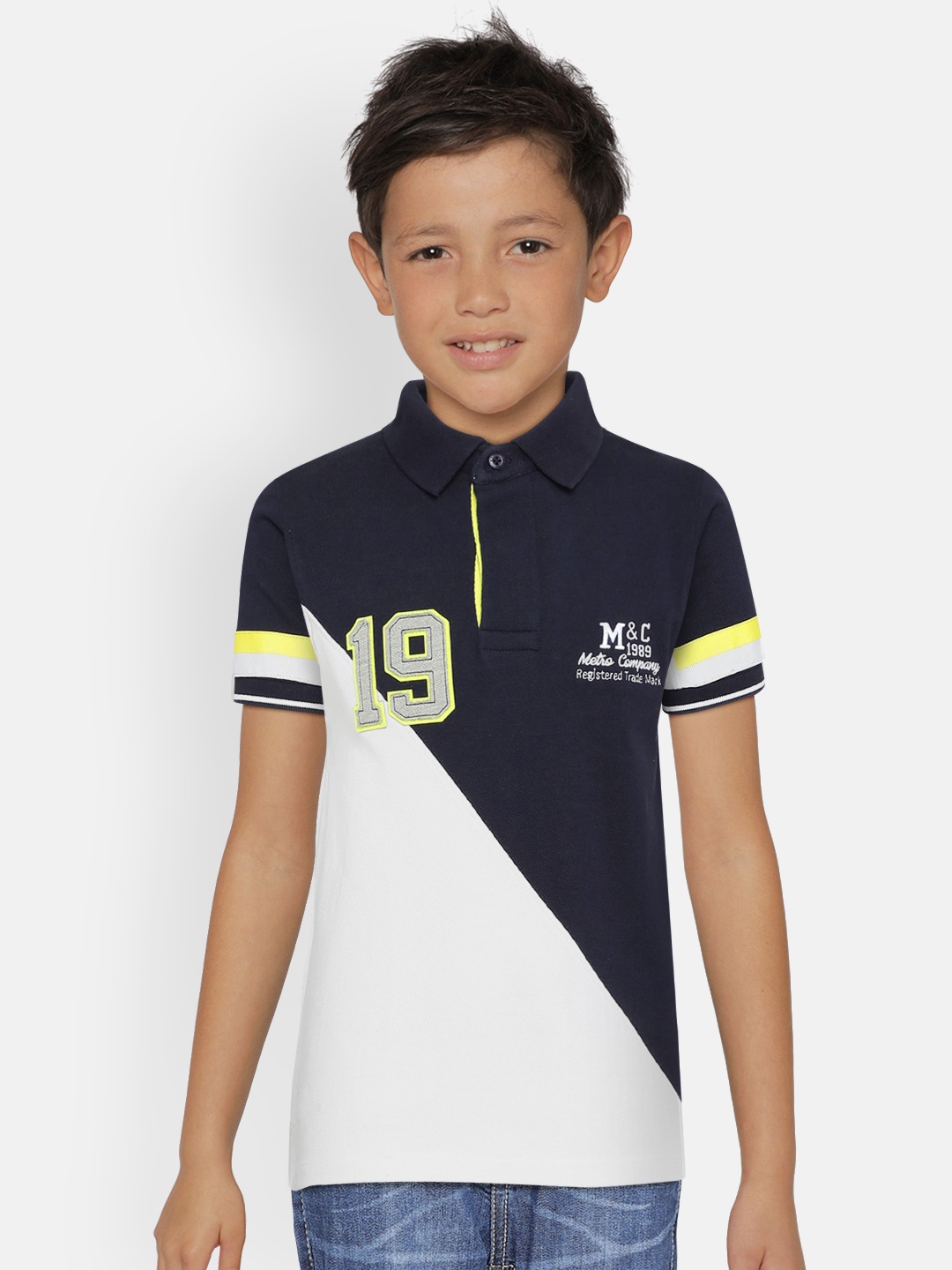 

METRO KIDS COMPANY Boys Navy Blue & White Organic Cotton Colourblocked Polo Collar T-shirt