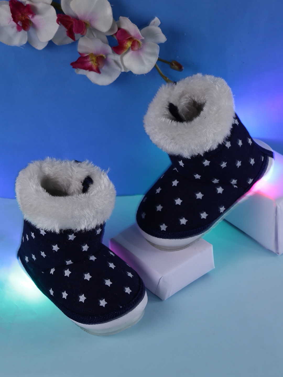 

CHiU Kids Blue Printed Textile Mid-Top LED & Musical Flat Boots