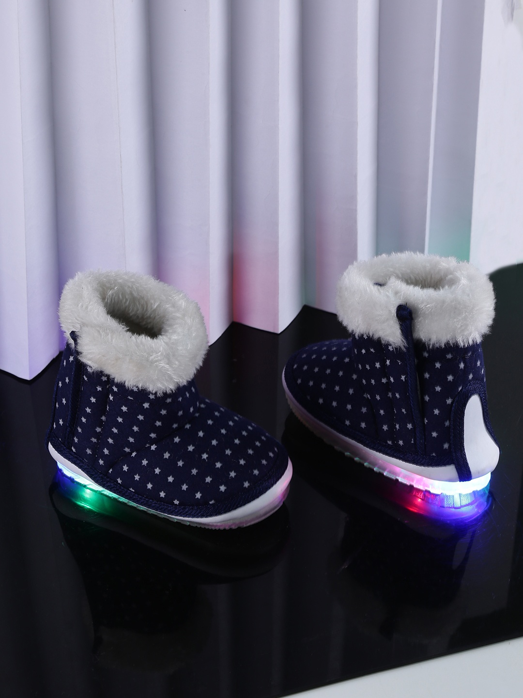 

CHiU Kids Navy Blue Printed LED Mid-Top Flat Boots