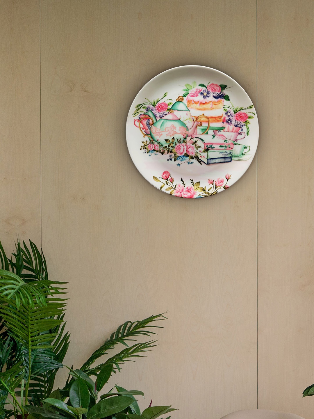 

KOLOROBIA White Printed Round Wall Decor Plate
