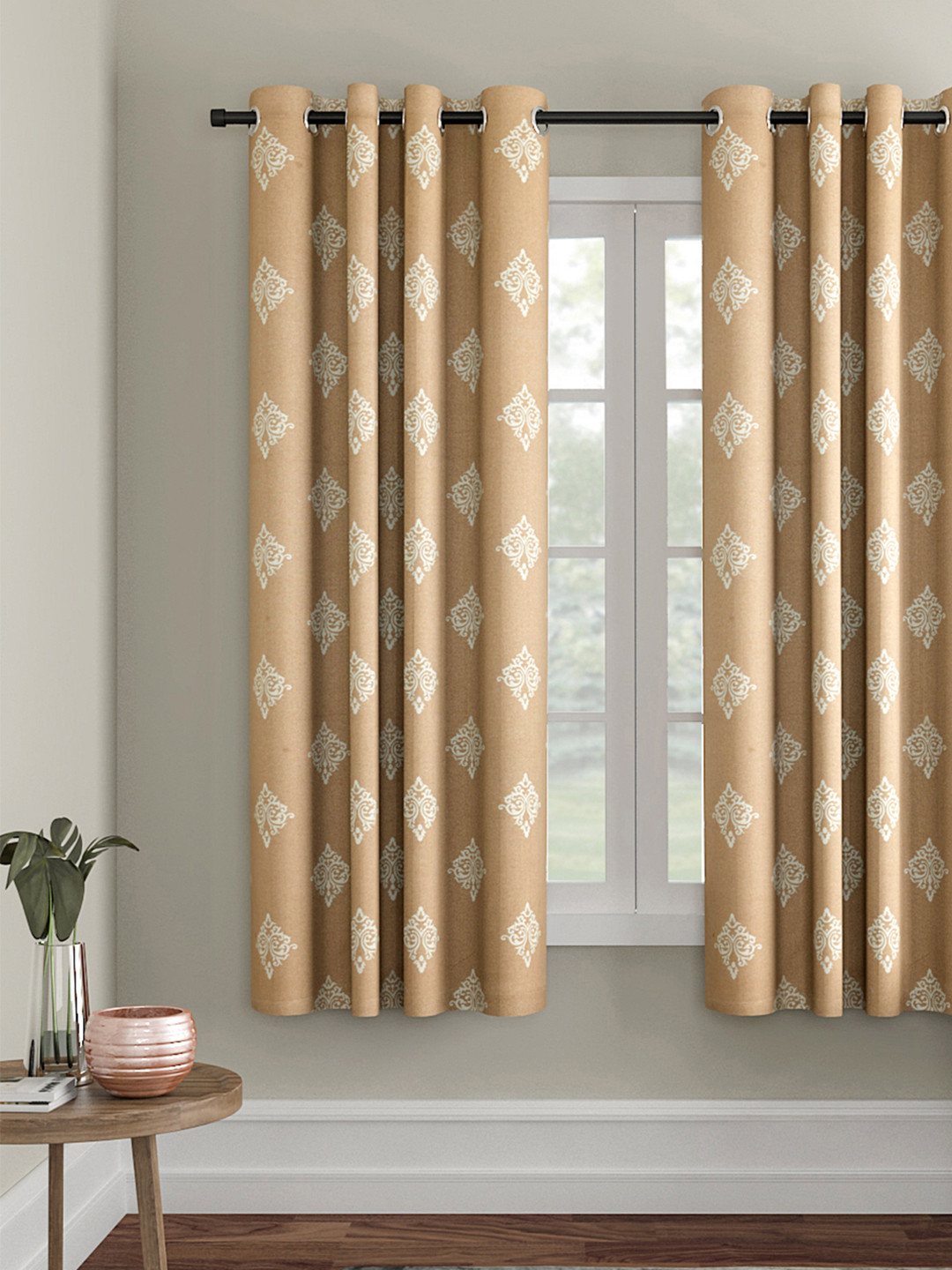 

Soumya Beige & Off-White Single Room Darkening Window Curtain