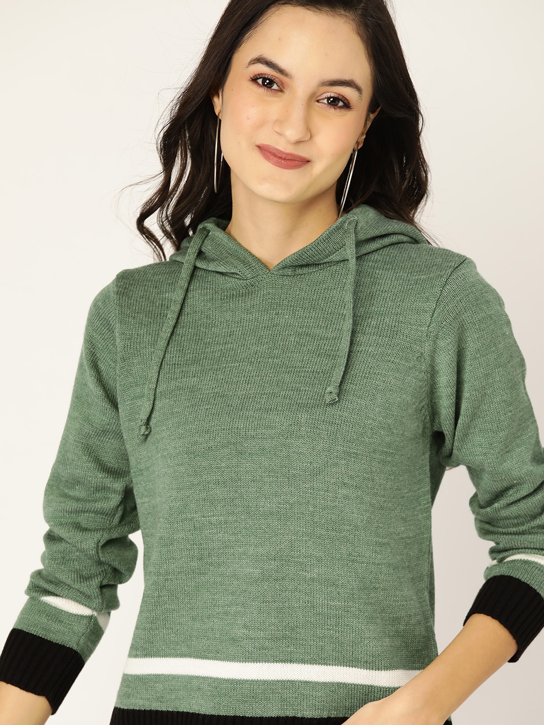 

DressBerry Women Green Solid Pullover Sweater