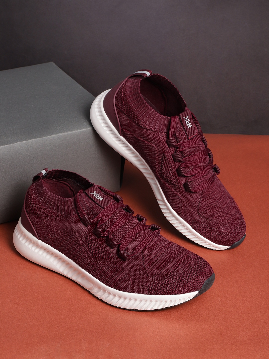 

HRX by Hrithik Roshan Men Maroon Core Sports Shoe