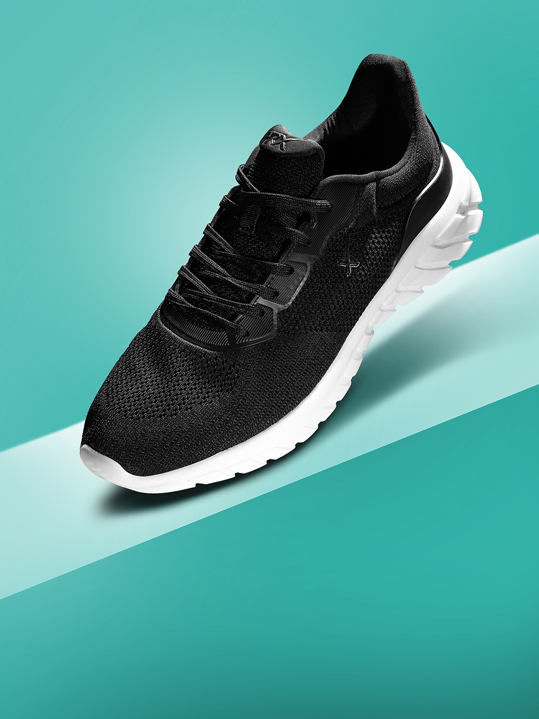 

HRX by Hrithik Roshan Men Black Alpha Running Shoes