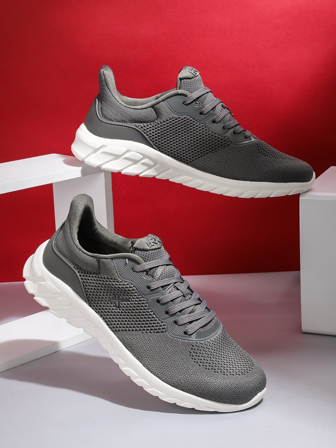 

HRX by Hrithik Roshan Men Grey Alpha Running shoe