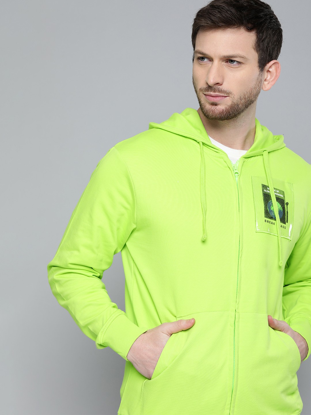 

Kook N Keech Men Green Solid Hooded Sweatshirt