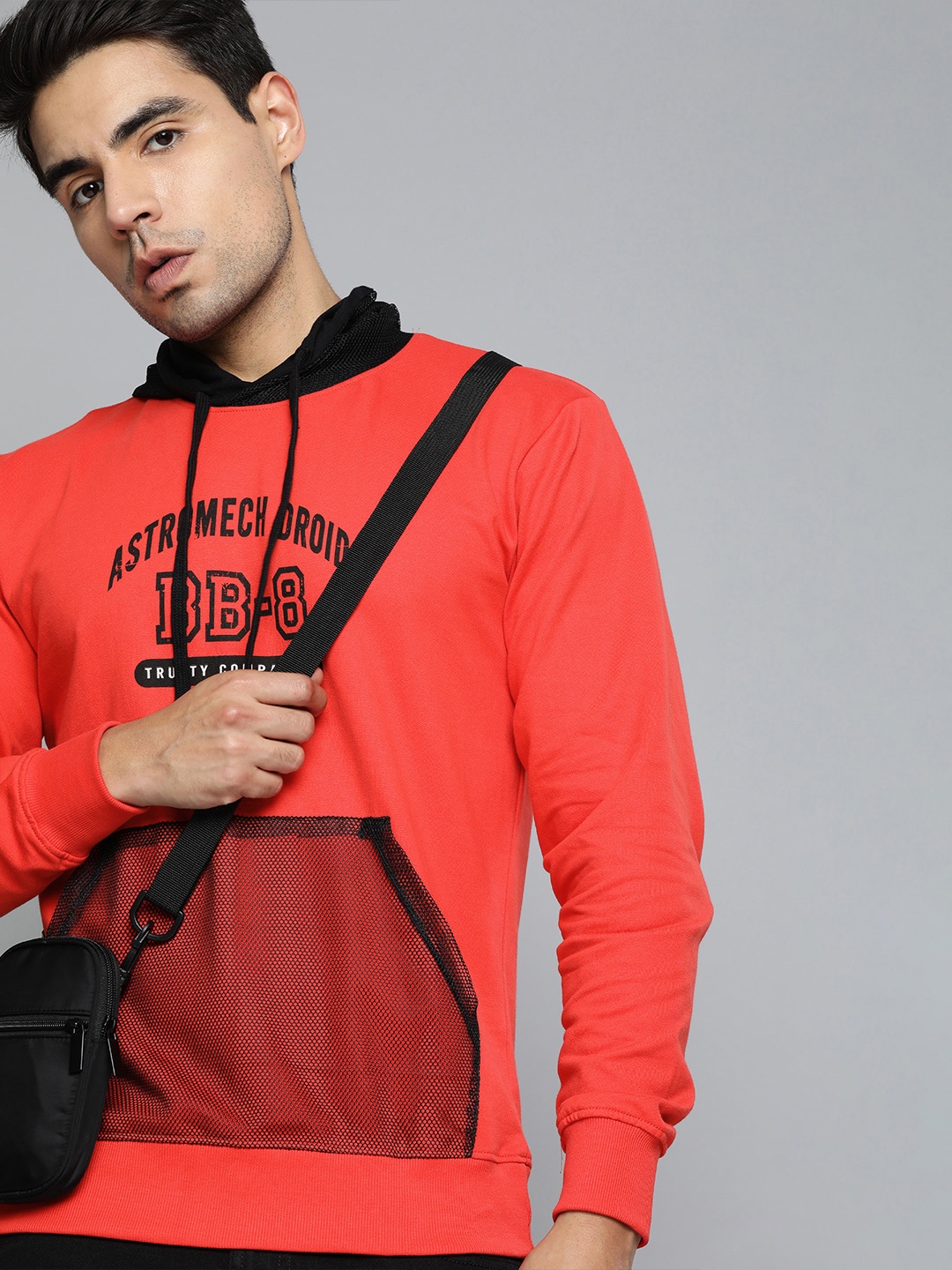 

Kook N Keech Star Wars Men Red Printed Hooded Sweatshirt
