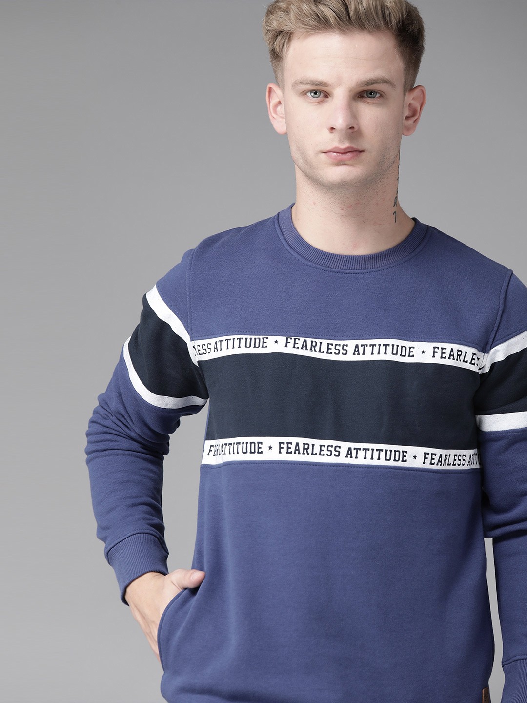 

Roadster Men Blue Colourblocked Sweatshirt