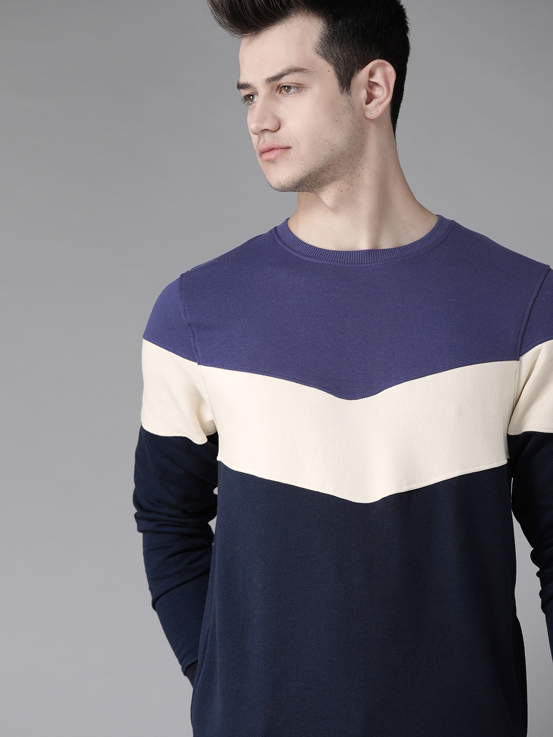

Roadster Men Blue & Off-White Colourblocked Sweatshirt