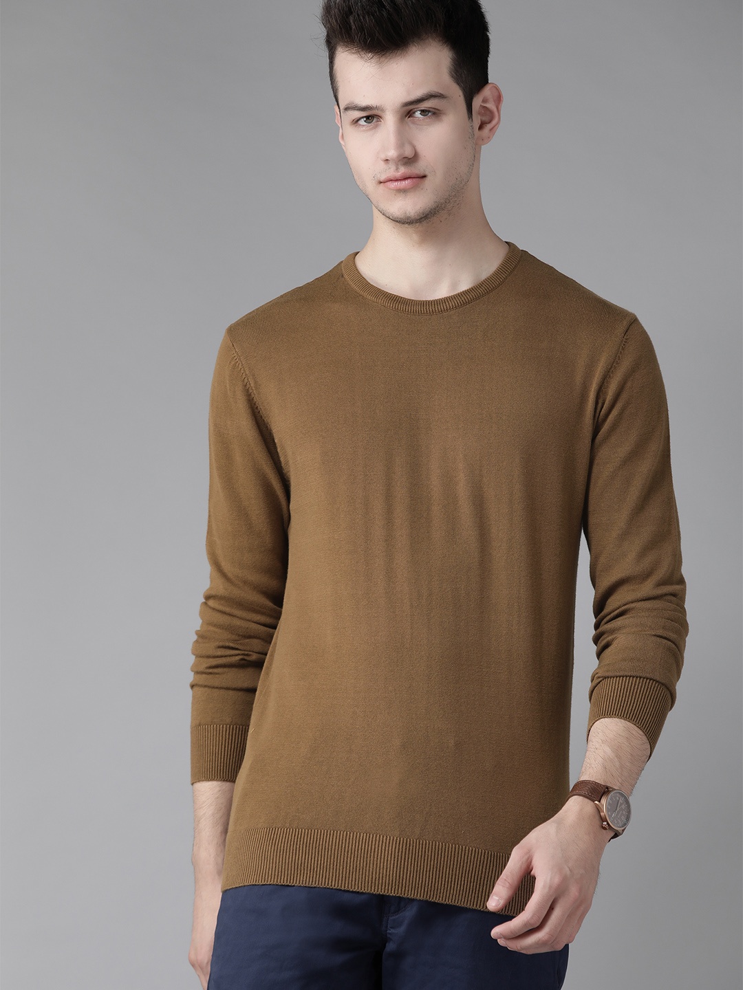 

Roadster Men Olive Brown Solid Pullover Sweater