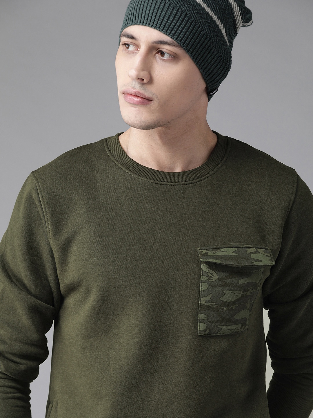 

Roadster Men Olive Green Solid Sweatshirt