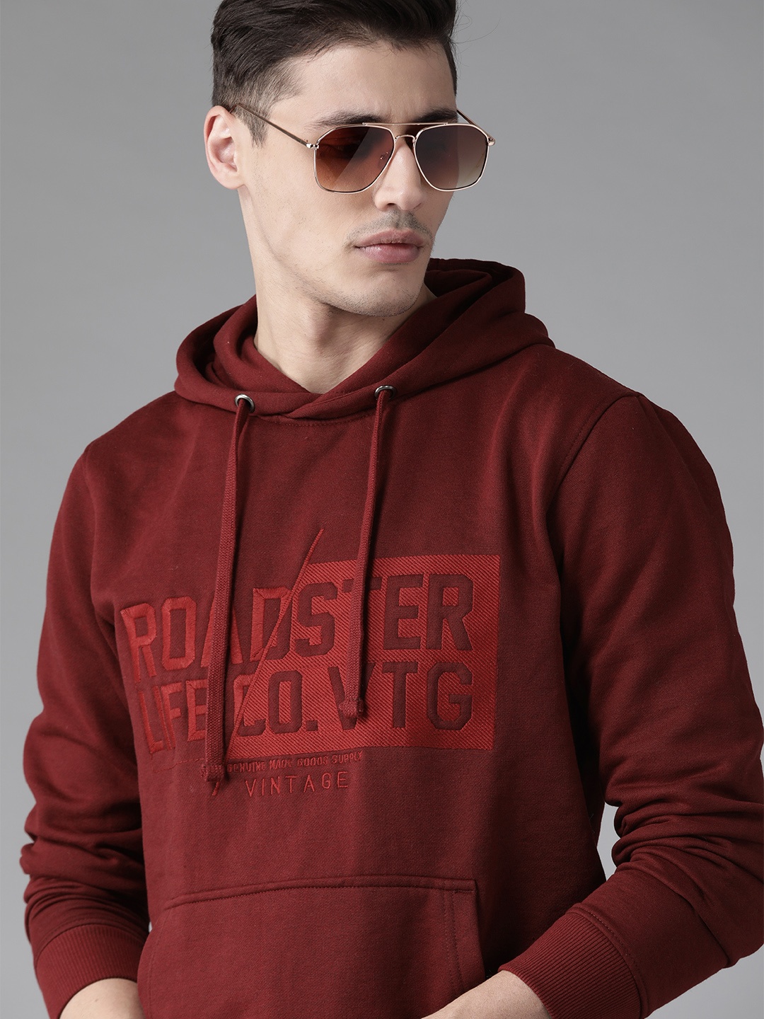 

Roadster Men Maroon Embroidered Hooded Sweatshirt