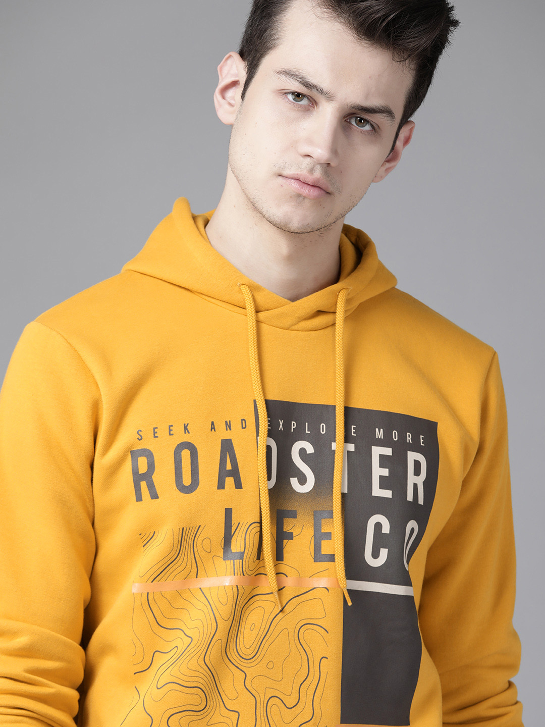 

Roadster Men Mustard Yellow & Charcoal Grey Printed Hooded Sweatshirt