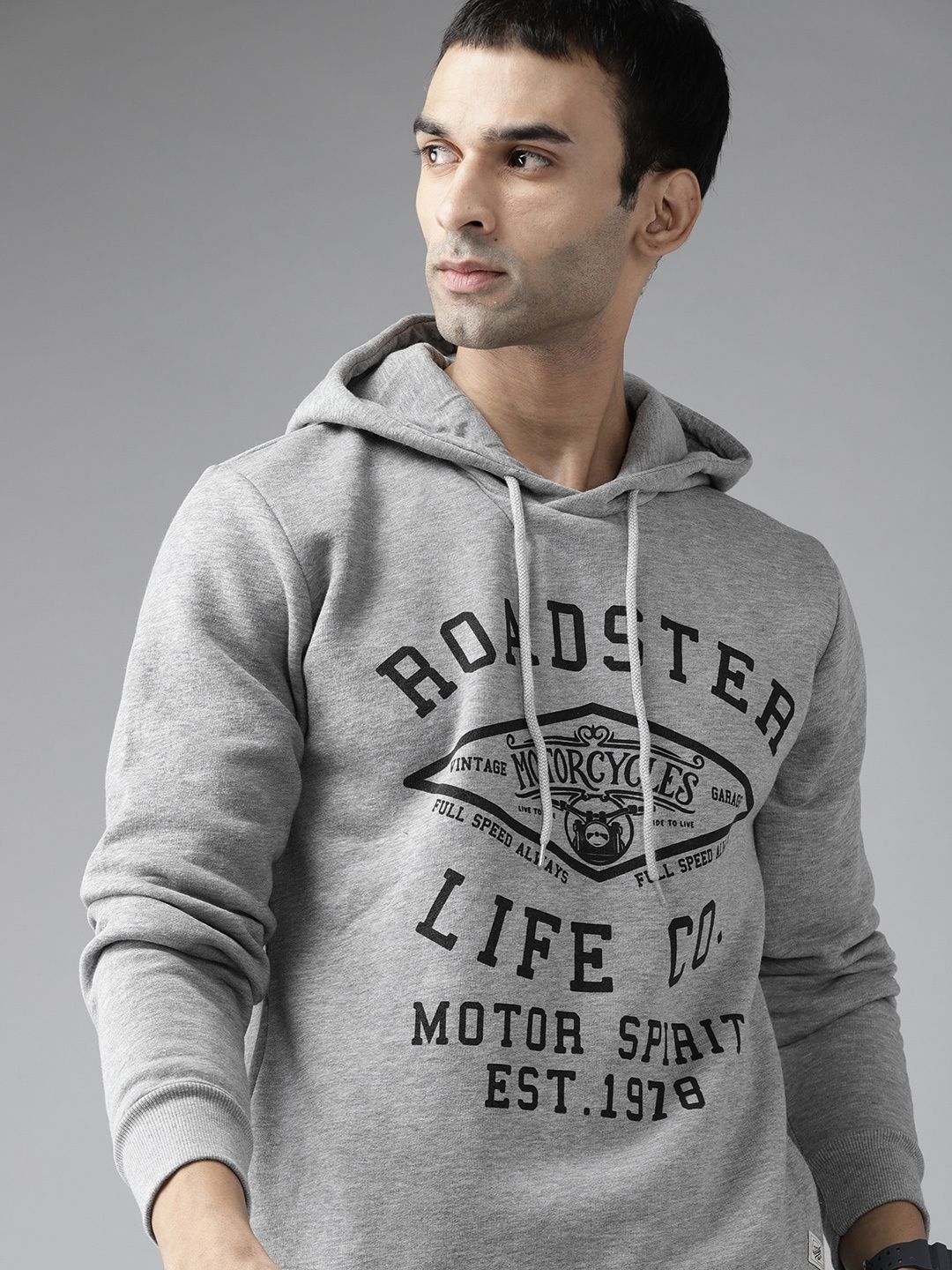 

Roadster Men Grey Melange & Black Brand Logo Print Hooded Sweatshirt
