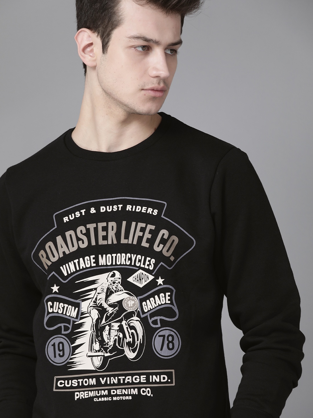 

Roadster Men Black & White Typography Print Sweatshirt