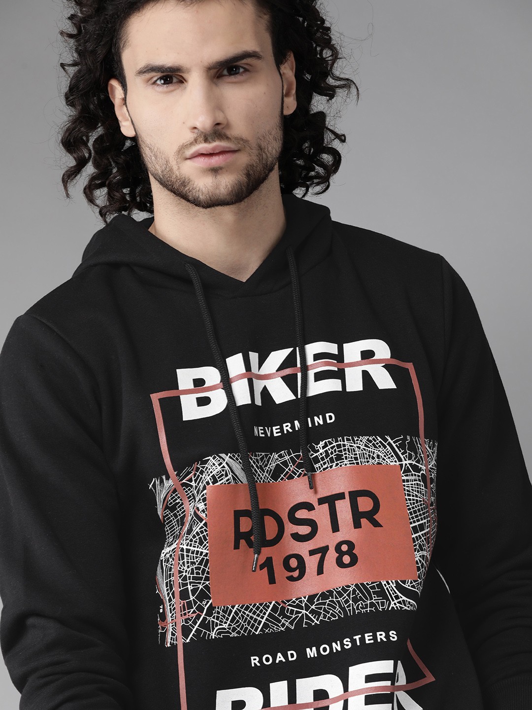 

Roadster Men Black & White Brand Logo Print Hooded Sweatshirt