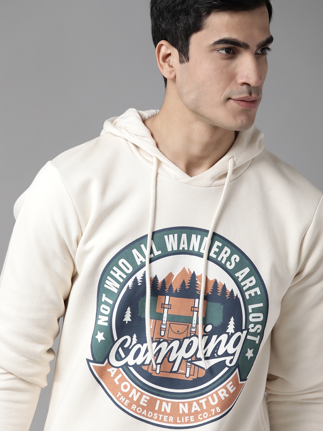 

Roadster Men Off-White Printed Hooded Sweatshirt