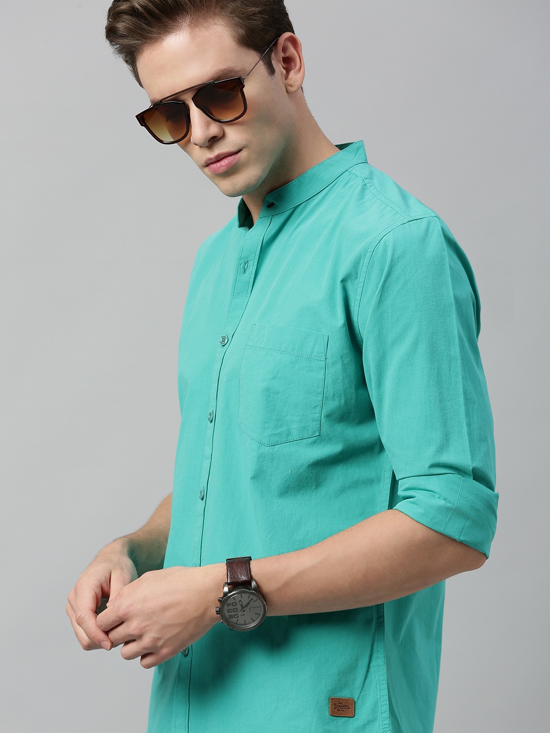 

Roadster Men Sea Green Regular Fit Solid Casual Shirt