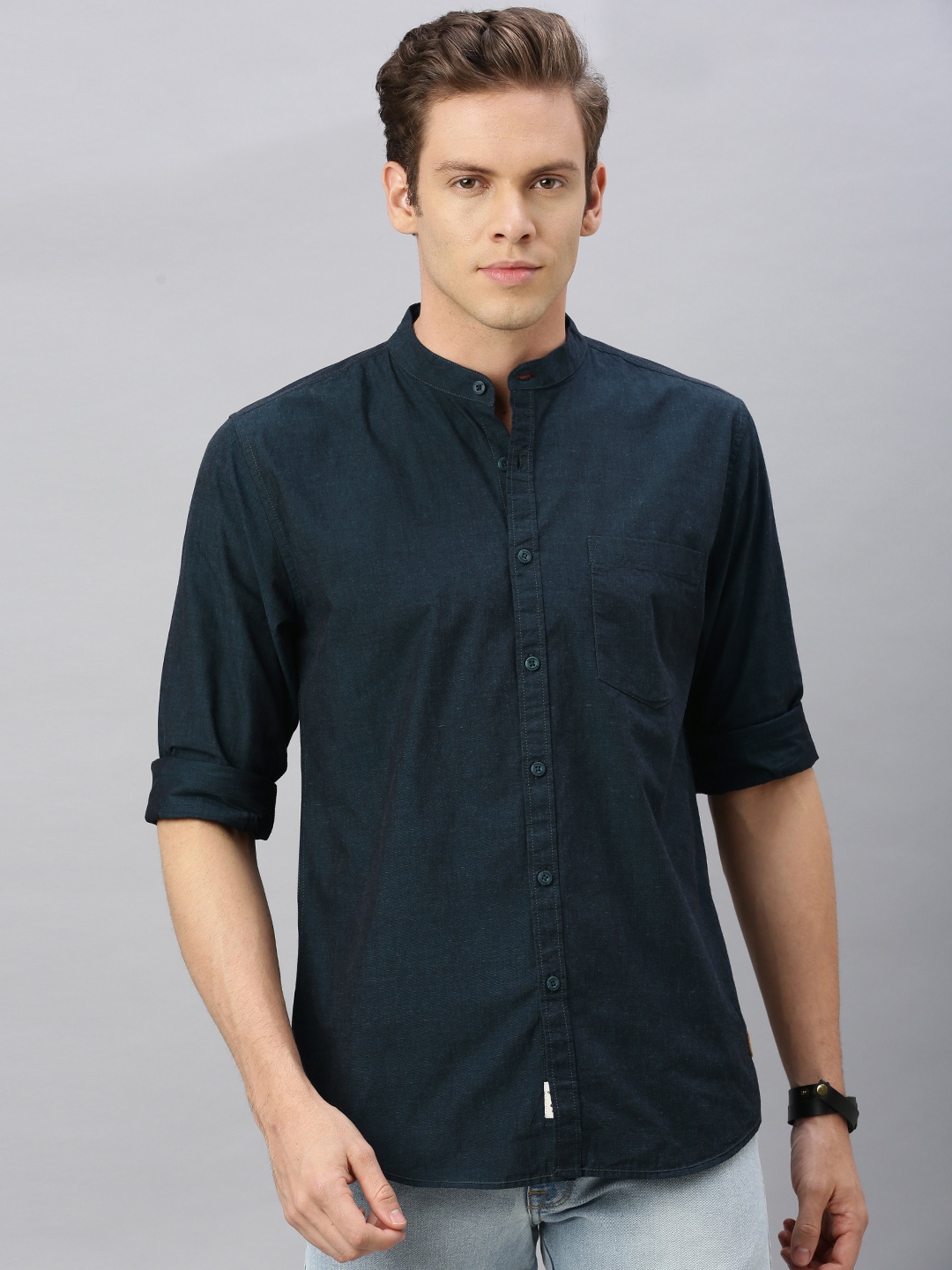 

Roadster Men Navy Blue Regular Fit Solid Casual Shirt