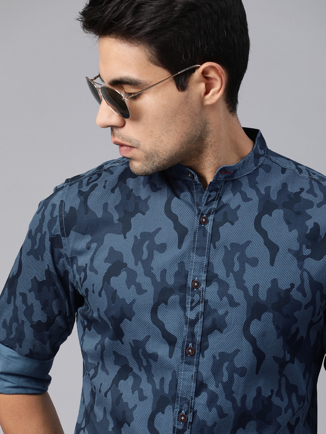 

Roadster Men Navy Blue Regular Fit Camouflage Printed Casual Shirt