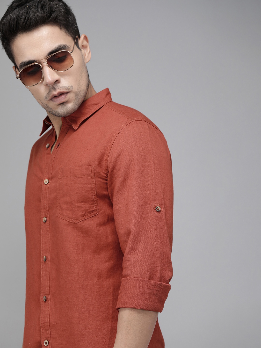 

Roadster Men Orange Regular Fit Solid Casual Shirt