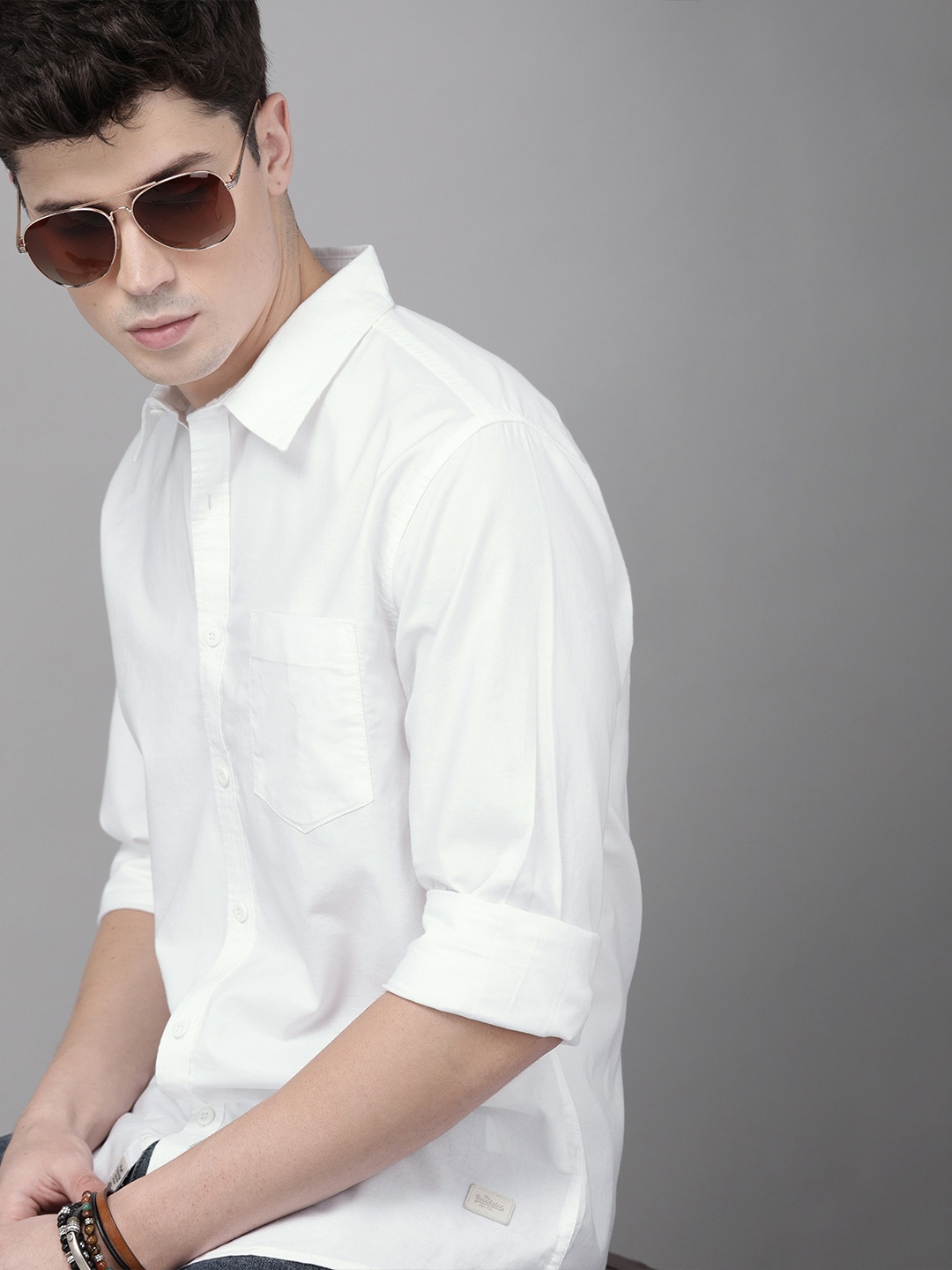 

Roadster Men White Regular Fit Solid Casual Shirt