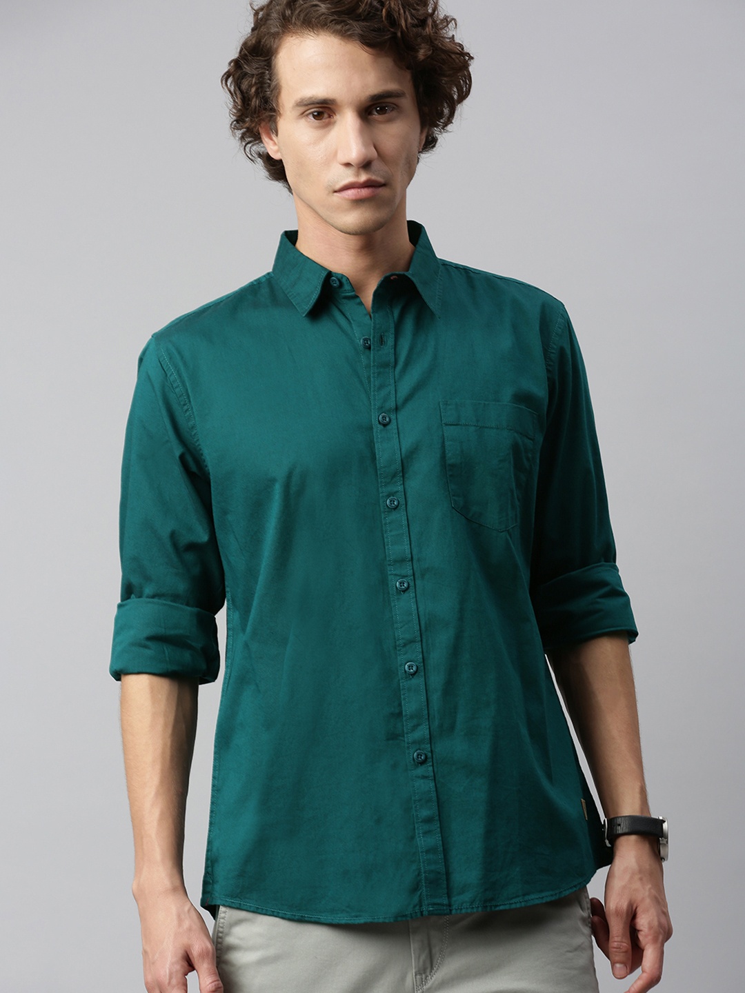 

Roadster Men Teal Green Regular Fit Solid Casual Shirt