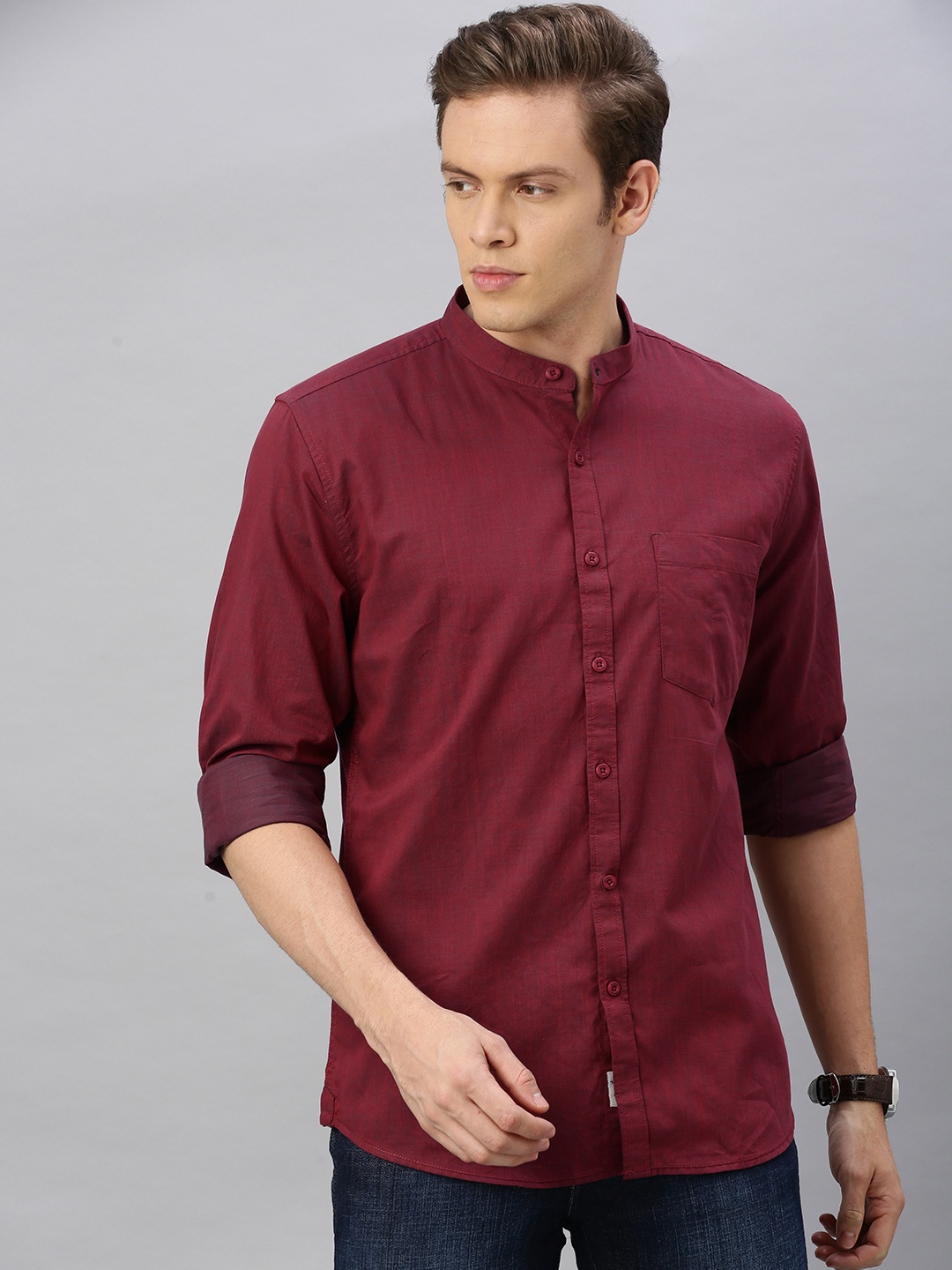 

Roadster Men Maroon Regular Fit Solid Casual Shirt