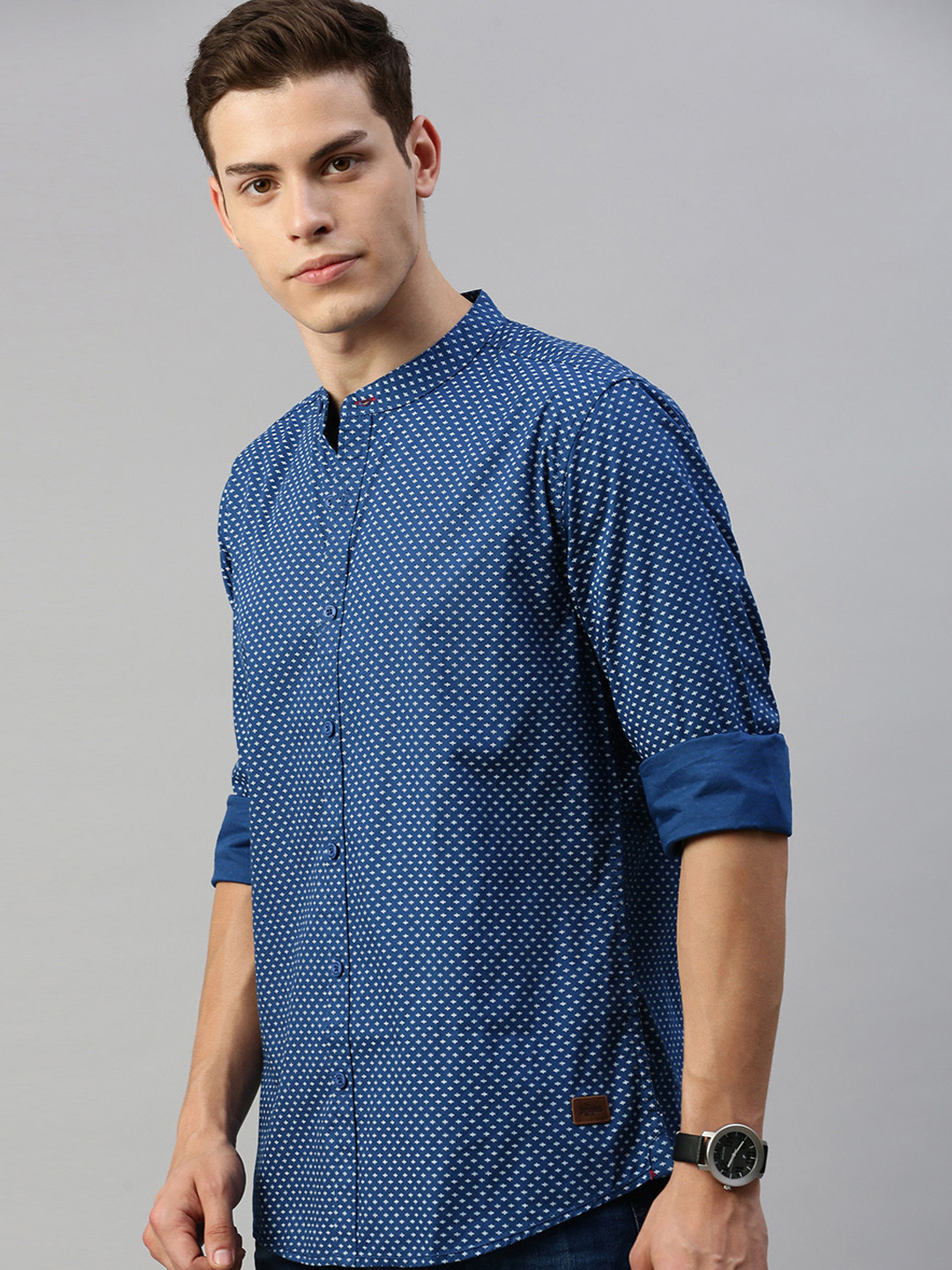 

Roadster Men Blue Regular Fit Printed Casual Shirt