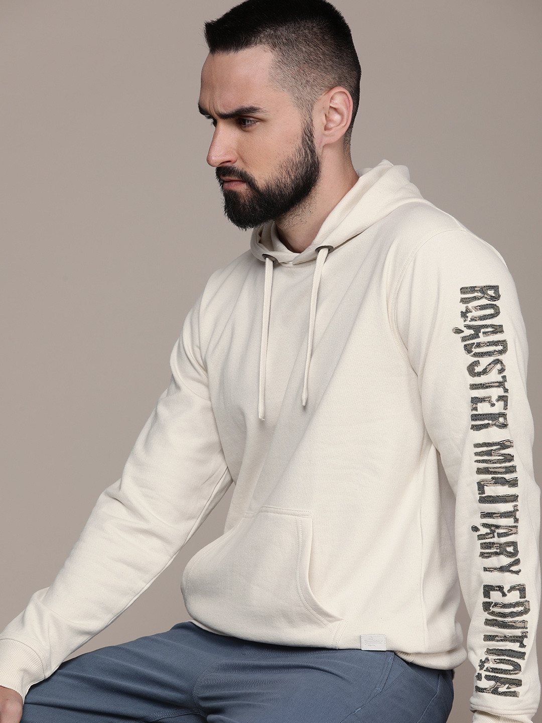 

The Roadster Life Co. Long Sleeves Hooded Sweatshirt, Cream