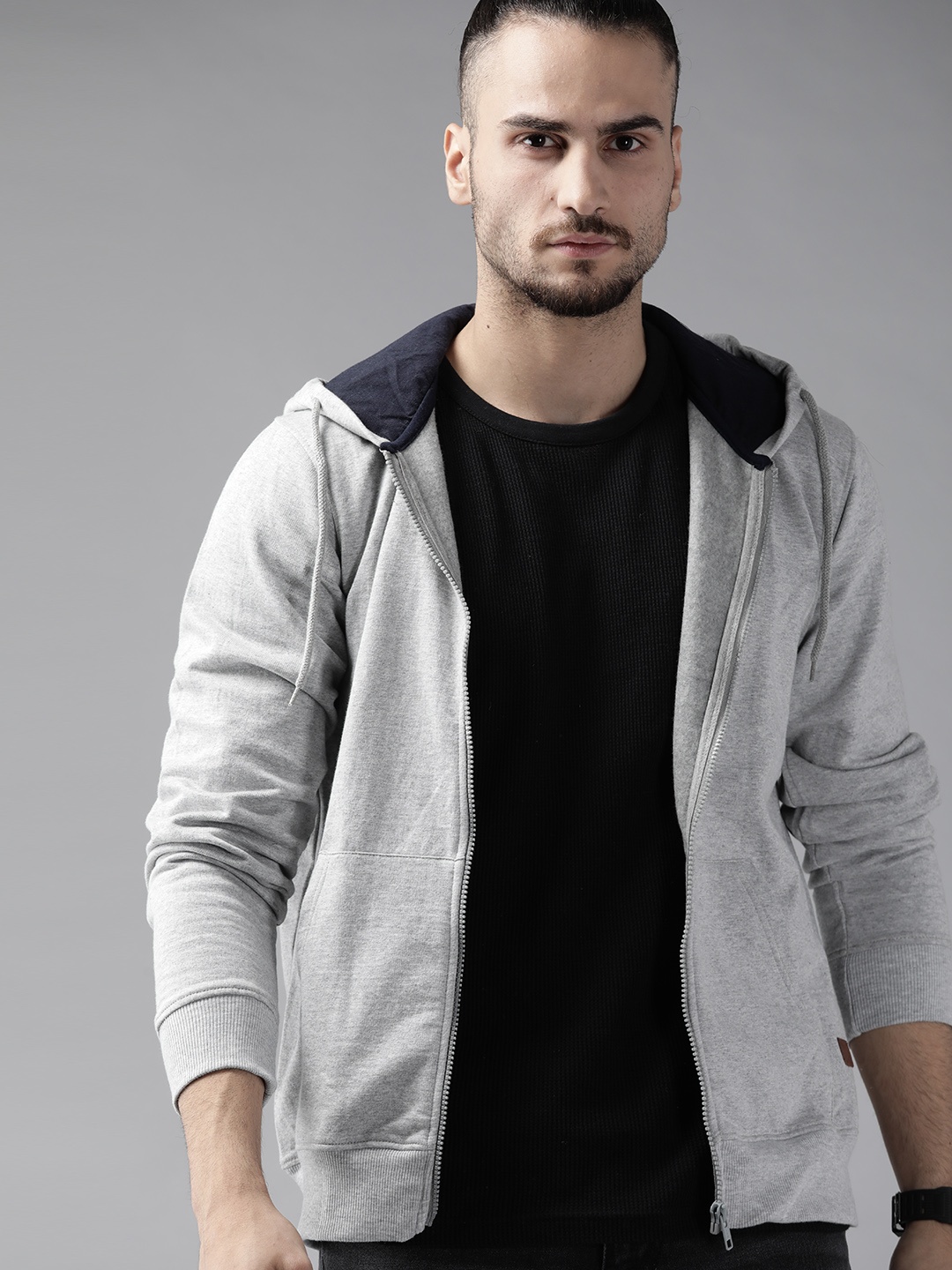 

Roadster Men Grey Melange Solid Hooded Sweatshirt