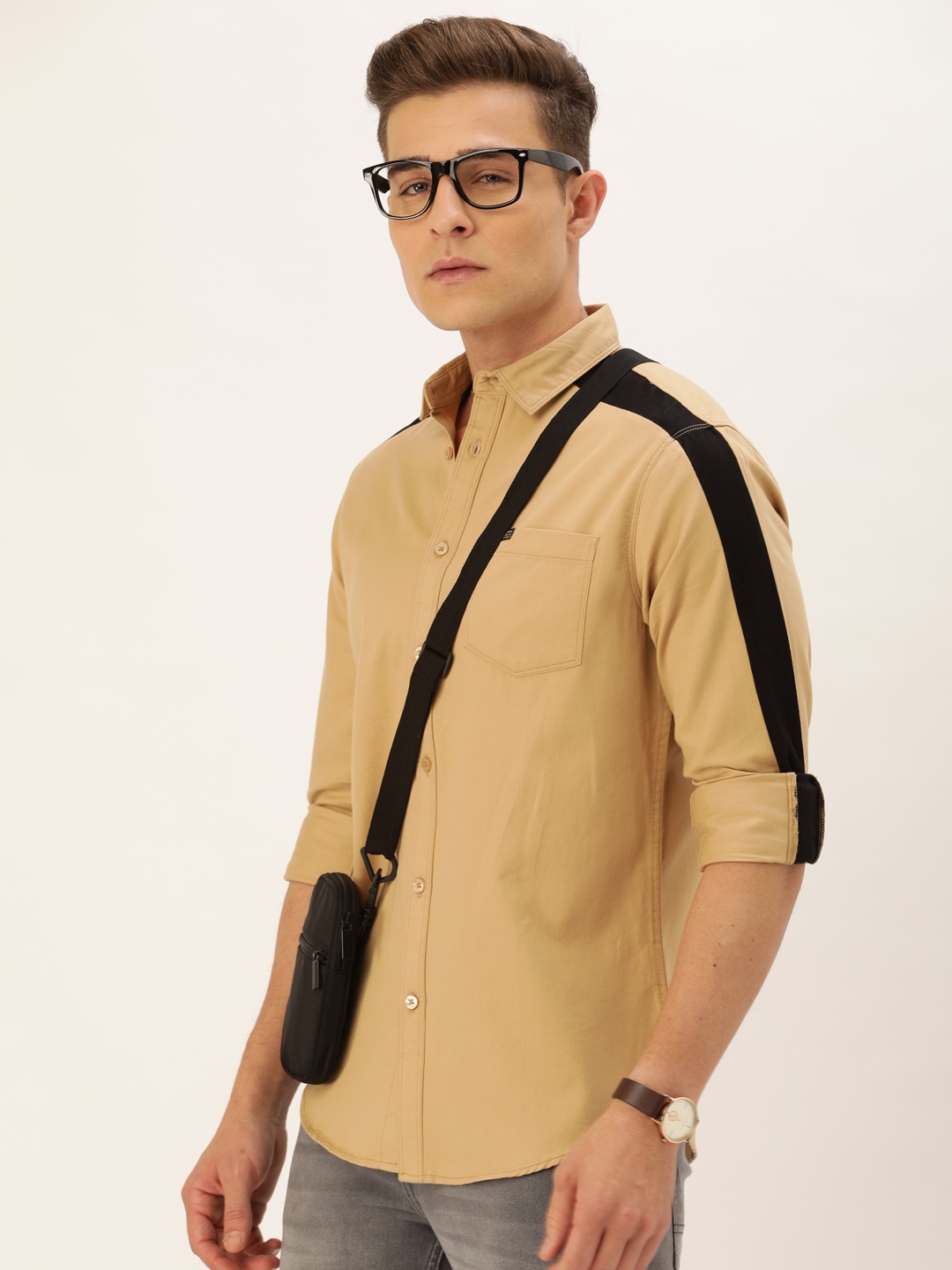 

The Indian Garage Co Men Beige Slim Fit Solid Casual Shirt with Striped Detail