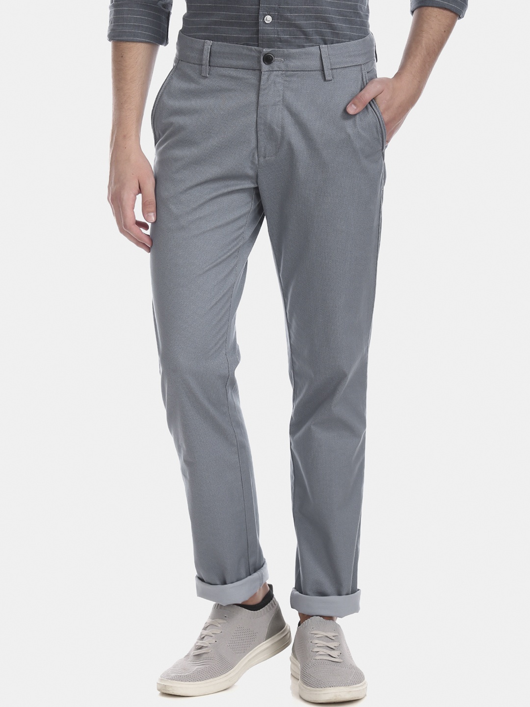 

Arrow Sport Men Grey Slim Fit Solid Regular Trousers