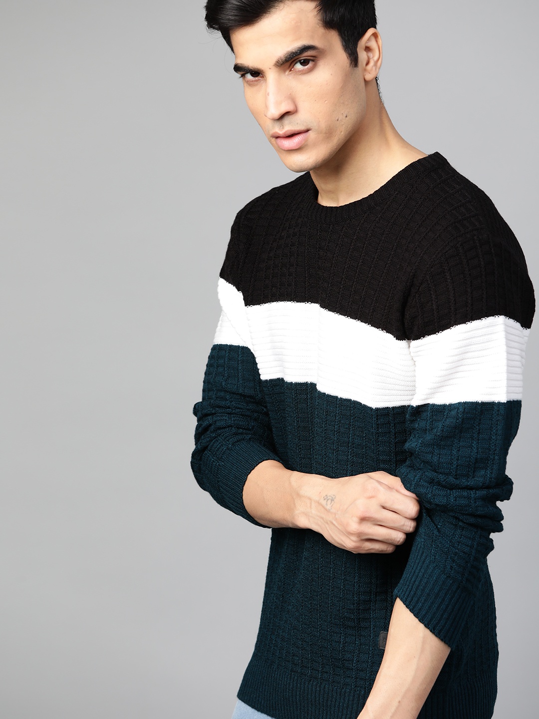 

Roadster Men Black & Teal Blue Colourblocked Pullover Sweater