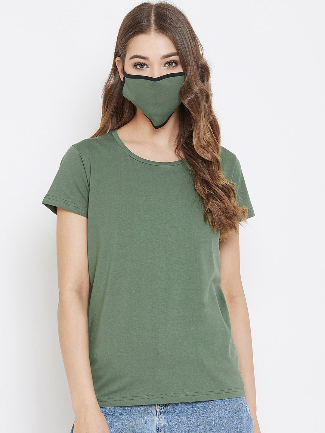

Okane Women Olive Green Solid Round Neck T-shirt