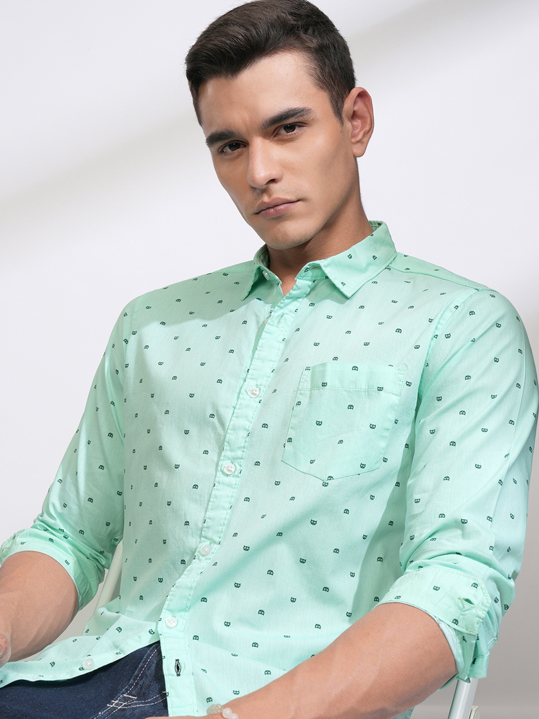 

HIGHLANDER Men Sea Green Slim Fit Printed Casual Shirt
