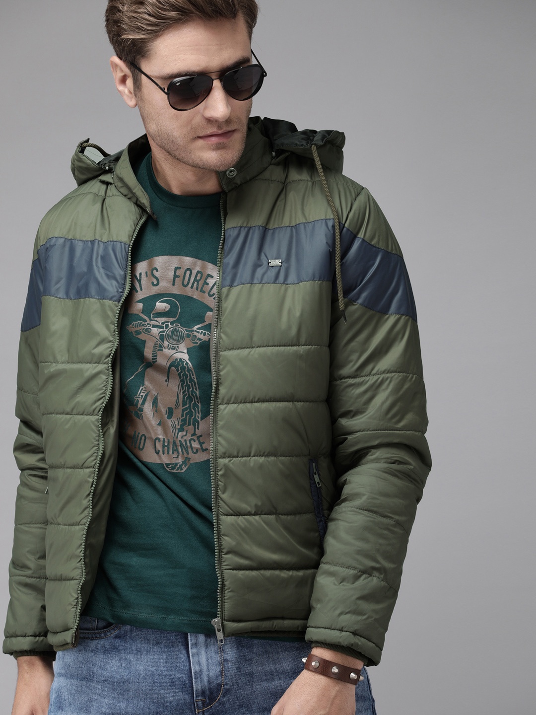 

Roadster Men Olive Green & Navy Blue Striped Padded Jacket
