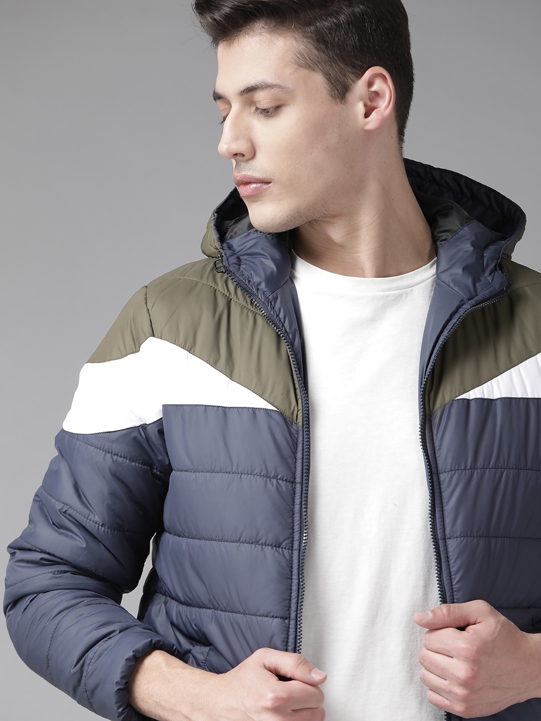

Roadster Men Navy Blue & Olive Green Colourblocked Padded Jacket