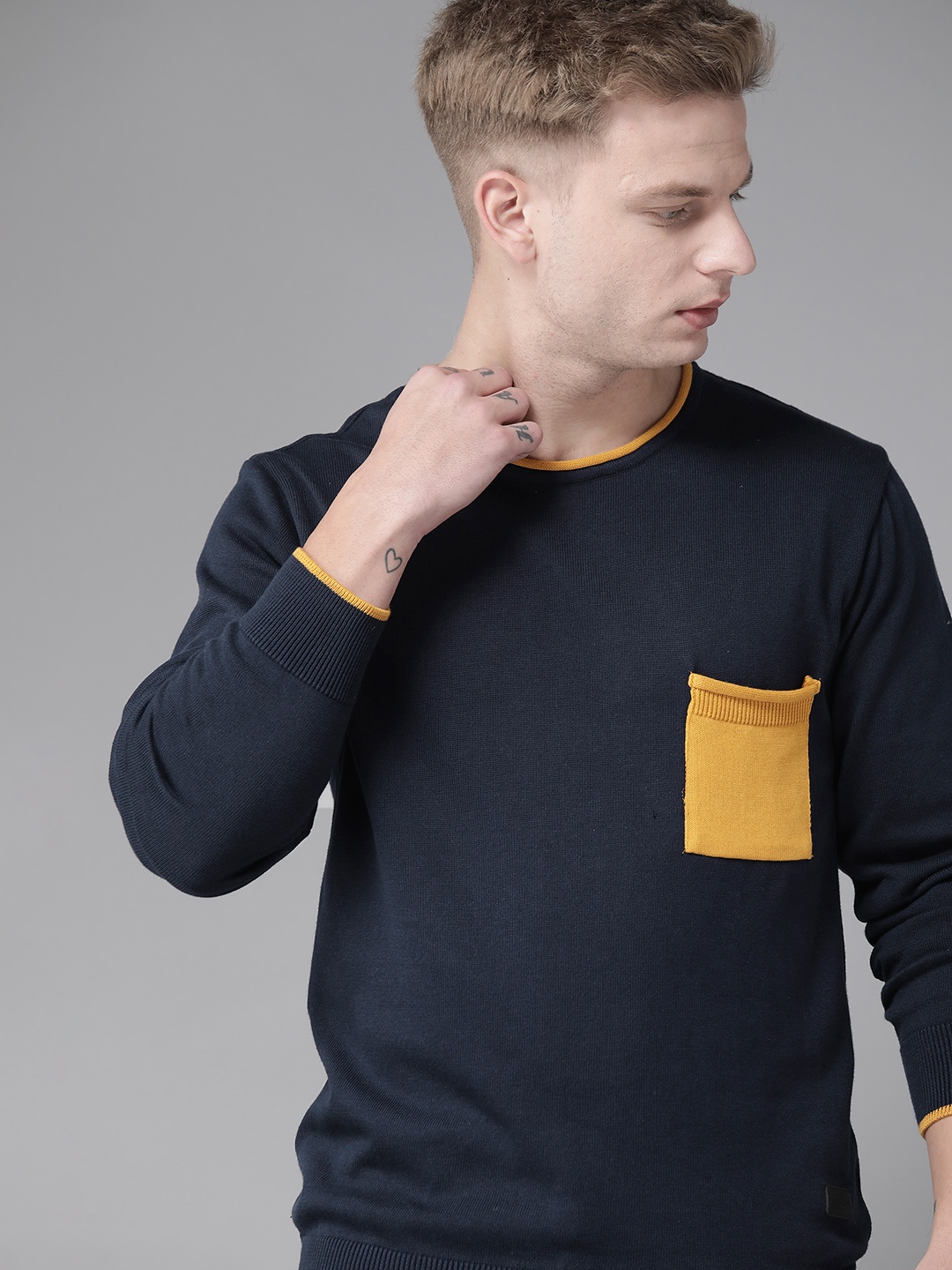 

Roadster Men Navy Blue Pure Cotton Solid Pullover Sweater