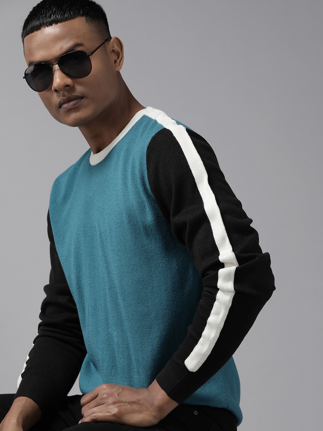 

The Roadster Lifestyle Co. Striped Detail Acrylic Pullover, Teal